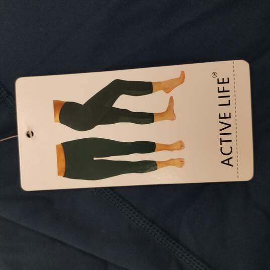 Buy the Active Life Women Teal Activewear Leggings L NWT