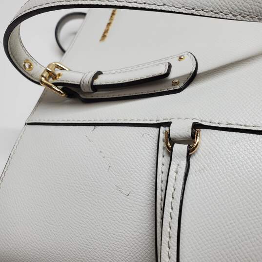 Michael Kors Women's Leather White Shoulder Handbag 16in x 7in x 11in, Used image number 7
