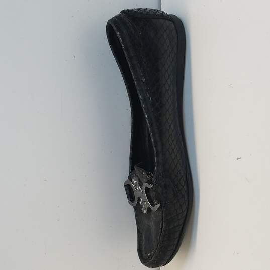Stuart Black Weitzman Nolynx Black Crystal Snake Flats Womens Size 5 image number 2