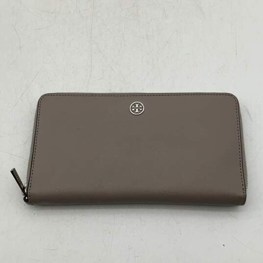 Lark & Ives And Tory Burch Womens Crossbody Purse Gray Leather With Wallet image number 8