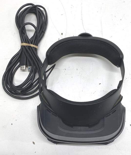 Lenovo Explorer Mixed Reality VR Headset image number 3