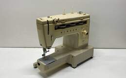 Singer Sewing Machine Stylist 534-SOLD AS IS, FOR PARTS OR REPAIR alternative image