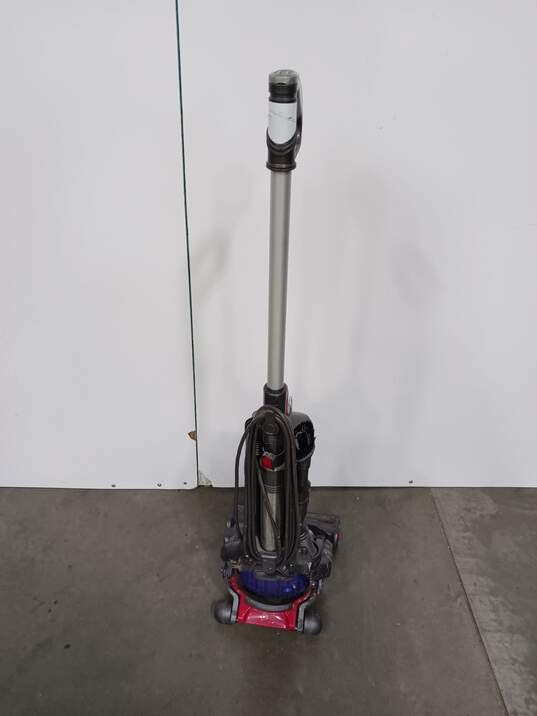 Dyson DC 24 image number 3