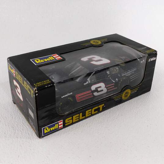 1/24 Nascar diecast Dale Earnhardt Foundation | Revell collection Select image number 1