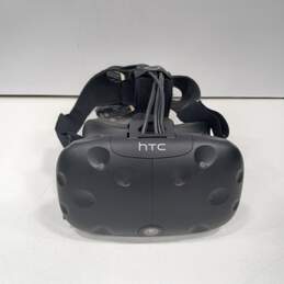 HTC Vive Virtual Reality System Set alternative image