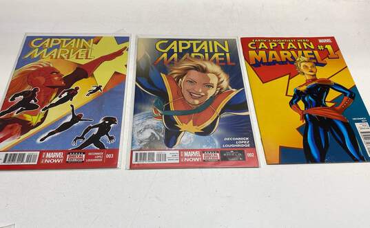 Marvel Captain Marvel Comic Books image number 5