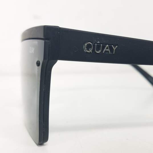 Quay Australia Hindsight Rubberized Black Sunglasses image number 5