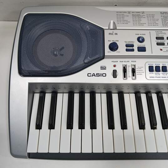 Gray Casio Electric Keyboard image number 3