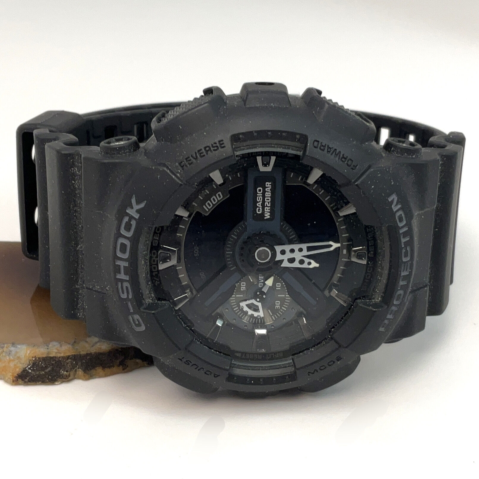 Designer Casio G-Shock WR20BAR GA-110 Black Antimagnetic Analog Wrist Watch
