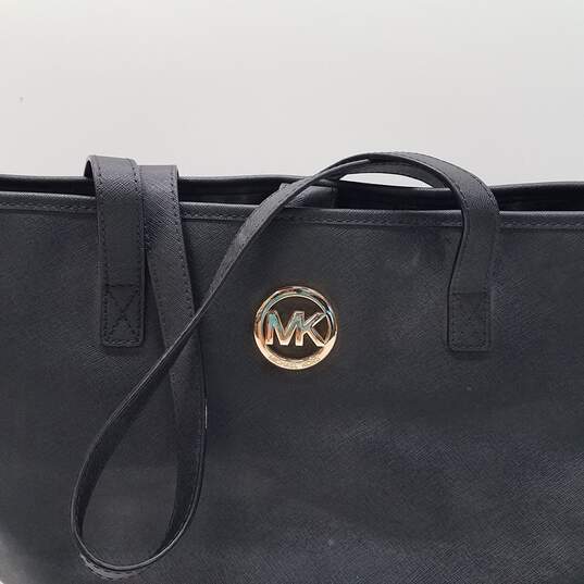 Michael Kors Saffiano Leather Tote Black image number 8