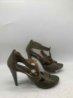 Michael Kors Womens Green Sandals Size 8.5 alternative image