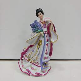 The Danbury Mint The Iris Princess by Lena Liu Porcelain Figurine