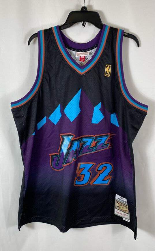 NBA Karl Malone #32, Utah Jazz Jersey - Size XXL image number 1