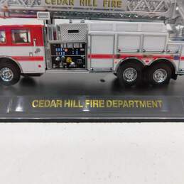 1:64 2006 Pierce Rear Mount Ladder, Cedar Hill TX Q-212 alternative image