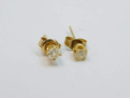 14k Yellow Gold 0.28CTTW Diamond Stud Earrings 0.6g image number 2