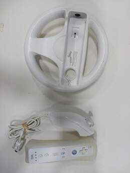 Nintendo Wii Console Bundle alternative image