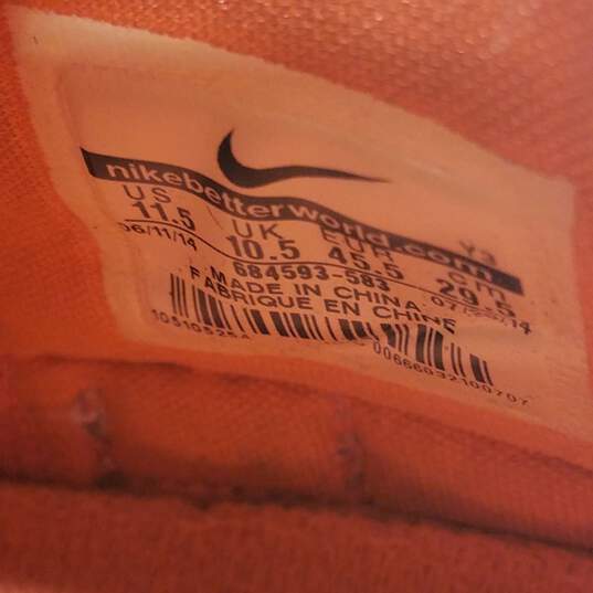 Nike LeBron 12 Instinct Men's Athletic Shoes Size 11.5 image number 8