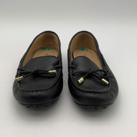 Womens Daisy Black Leather Moc Toe Bow Silp-On Loafers Shoes Size 8 image number 2