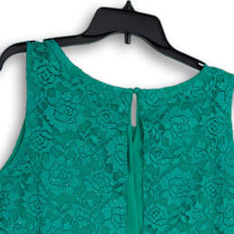 NWT Womens Green Lace Sleeveless Round Neck Back Button Blouse Top Size 22 alternative image