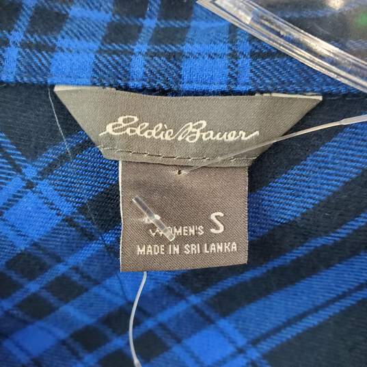 Eddie Bauer Blue Plaid Cotton Button Up Field Shirt WM Size S NWT image number 3
