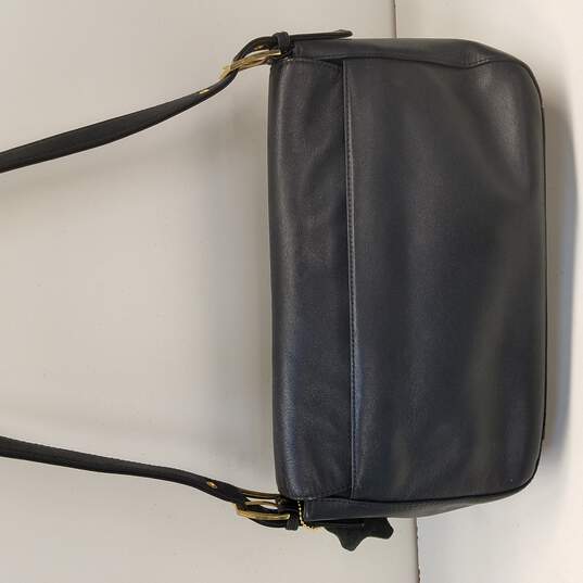 Giani Bernini sling bag