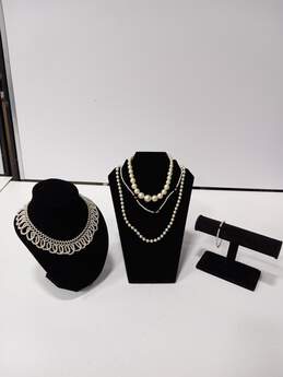 5 Piece Pearl Themed Jewelry Bundle