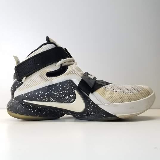 the Nike Lebron James Soldier Nine Premium Men Shoes Size 8 | GoodwillFinds