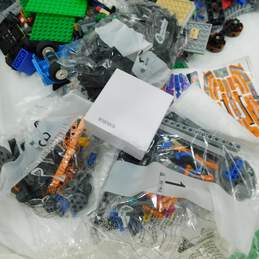 5.4lbs Mixed Lego Bulk Box alternative image