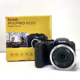 Kodak PixPro AZ252 16.0MP Digital Camera