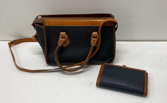 Vintage Dooney & Bourke Leather Top Zip Shoulder Satchel Bag image number 2