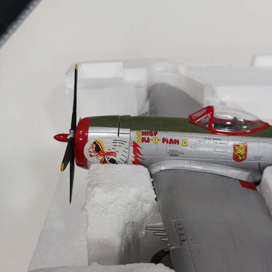 Franklin Mint Armour Collection P-47 Thunderbolt Model Plane IOB image number 3