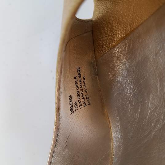 Steve Madden DREEMM Gold Leather Sling Back Heels Size 7.5 image number 7