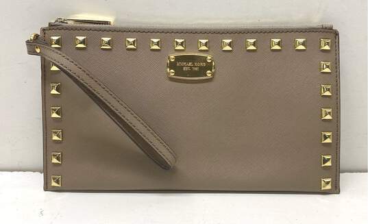 Michael Kors Studded Leather Pouch Wallet Beige image number 1