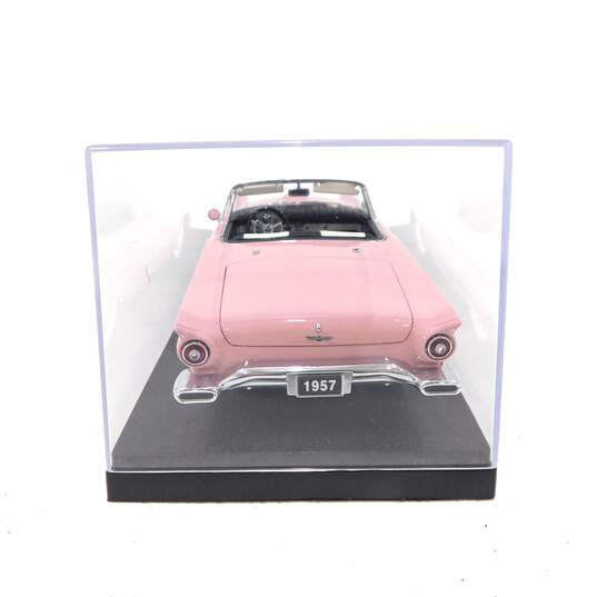 Danbury Mint 1957 Ford Thunderbird Convert 1:24 Rose Limited Edition Car image number 4