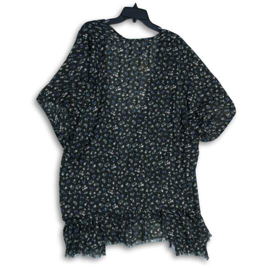 NWT Lauren Conrad Womens Black Floral Ruffle Kimono Blouse Top One Size image number 2