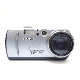 Sony Cyber-Shot DSC-P30 | 1.0MP Digital PnS Camera
