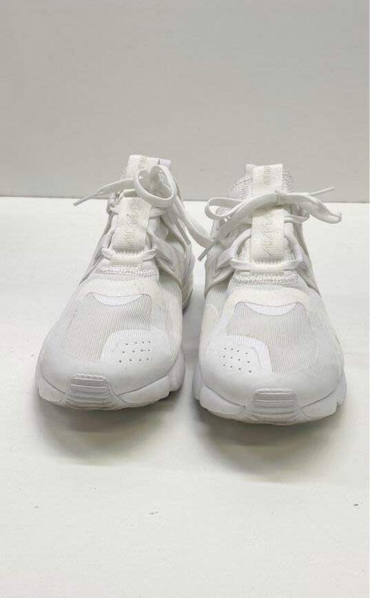 Nike Air Max Infinity White Sneakers Size Women 9 image number 3