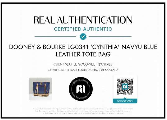 AUTHENTICATED DOONEY & BOURKE LG0341 'CYNTHIA' NAVY LEATHER TOTE BAG 13x12x4in image number 2
