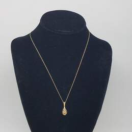 14k Gold Open Wire Pear Shaped Pendant Necklace 1.3g