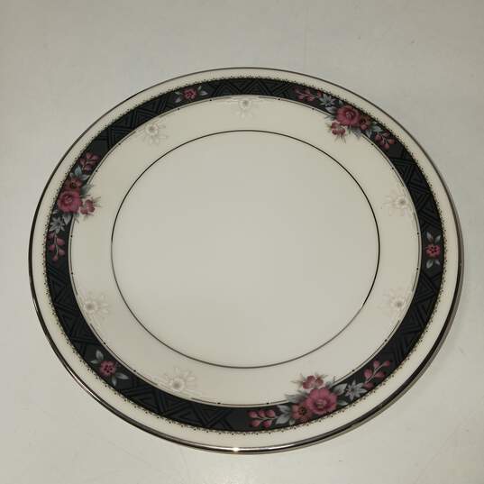 5 Noritake Fine China Dessert Plates image number 4