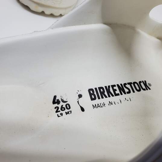 Birkenstock White Rubber Lightweight Slip-On Sandal Size L9 M7 image number 4