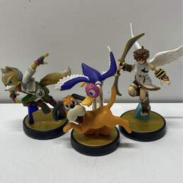 Assorted Lot of 5 Nintendo "Super Smash Bros" Amiibos alternative image