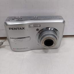 Pentax Optio E40 Battery Operated Digital Camera 8.1 MP alternative image