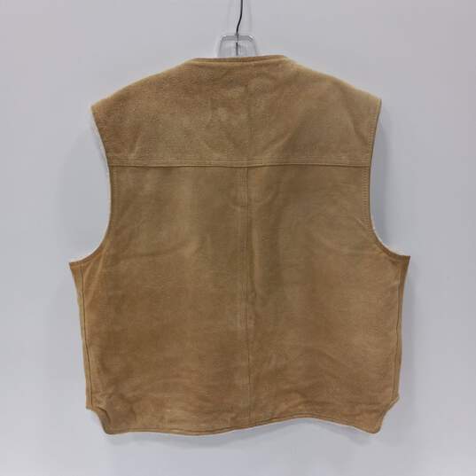 Vintage The Leather Shop Women's Suede Leather Vest Size XL image number 2