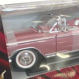 Die Cast Metal Collection Deluxe Edition 1959 Buick Electra 225 alternative image