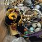 7.65 Pound Bundle of Assorted Costume Jewelry image number 6