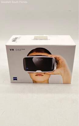 VR One Plus Version 2 ID 2174-931 White Virtual Reality Headset