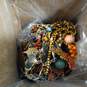 6.75 Pound Bundle of Assorted Costume Jewelry image number 2