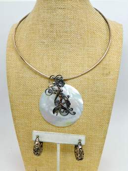 B Israel & Artisan 925 Floral Dragonfly Overlay White Mother of Pearl Circle Pendant Collar Necklace & Scrolled Hoop Earrings 38g
