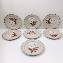 Castlewood The Classic Hand Painted Floral Pattern Dinner Plates alternative image